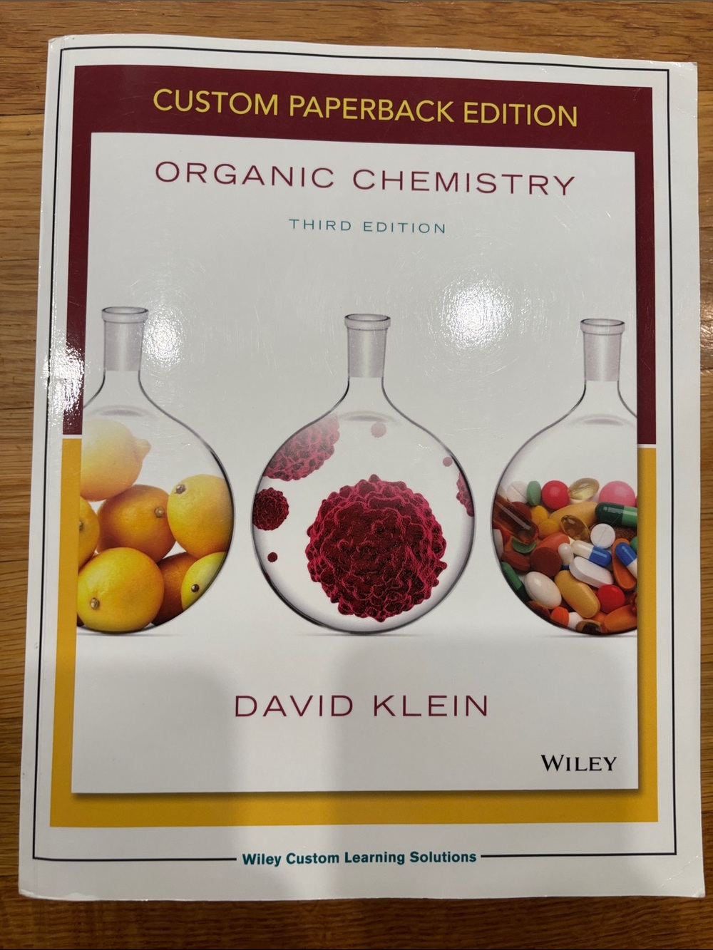 Wiley David Klein Organic Chemistry Third Edition - White/Cream Cover